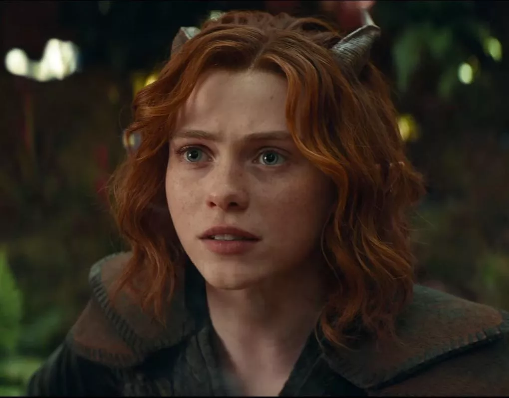 Sophia Lillis posted by Metalmax3000