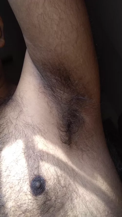 Sunkissed by armpitlover00