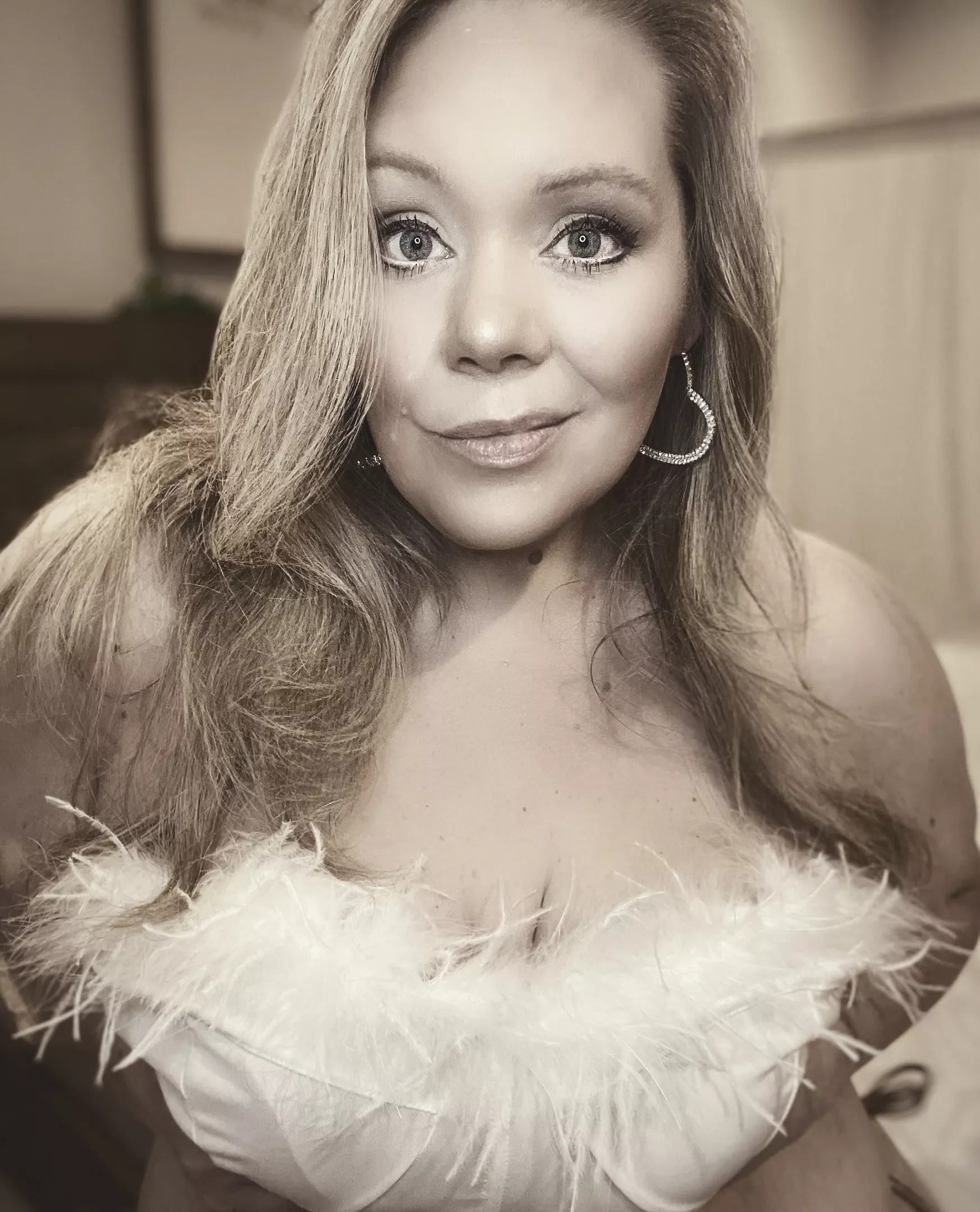 Sweet dreams, sweetheart 💋 🖤 posted by DolliXxx