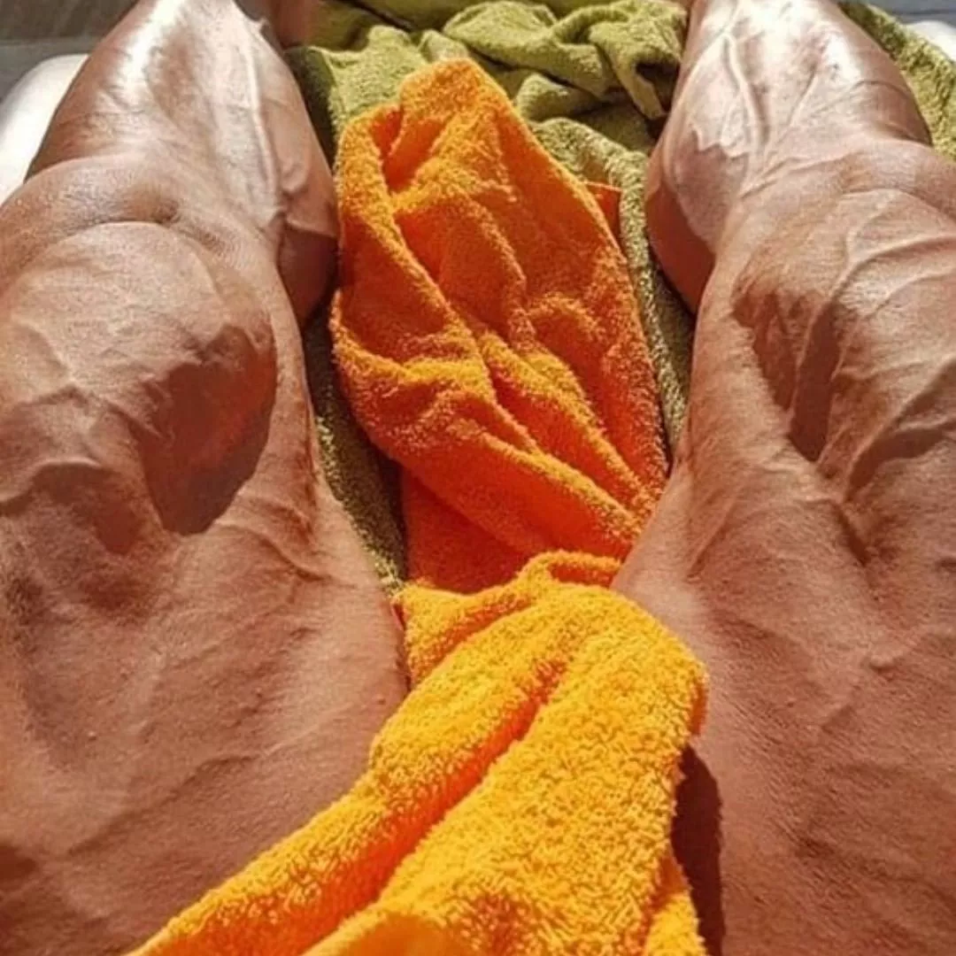 thick Thigh Thursday, no tan lines, love tanning outdoor naked (m) posted by ripped56