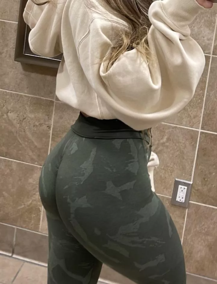 Thighs finally beefing up 🥹❤️ posted by stimulanttdott