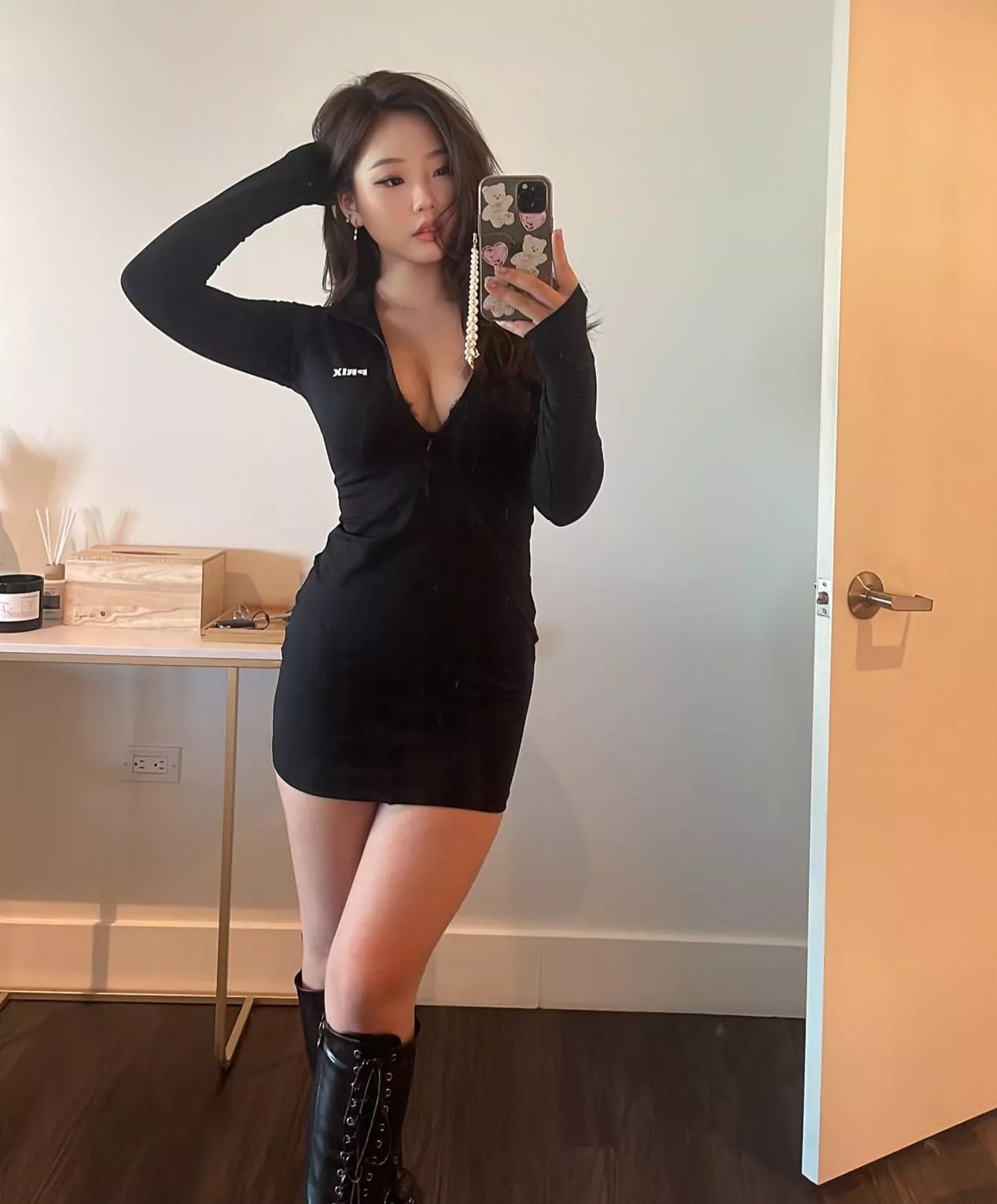 Tight dress cleavage posted by Majestic_Painter8660