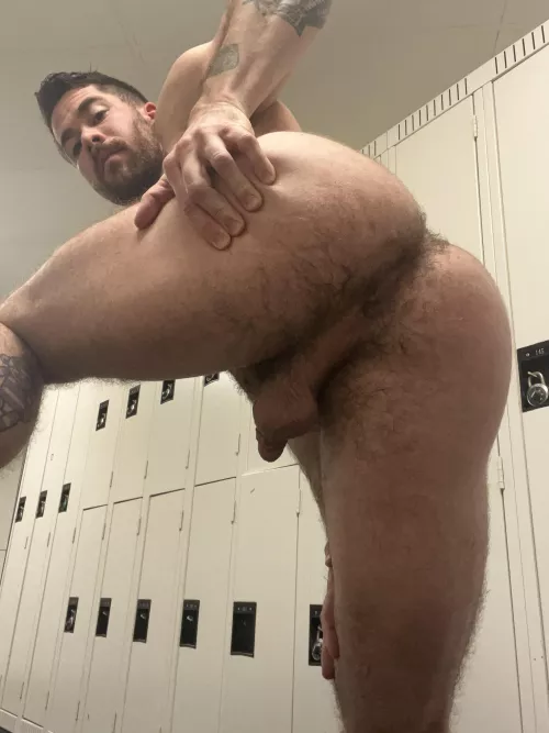 Want a lick? by thatyogafvcker