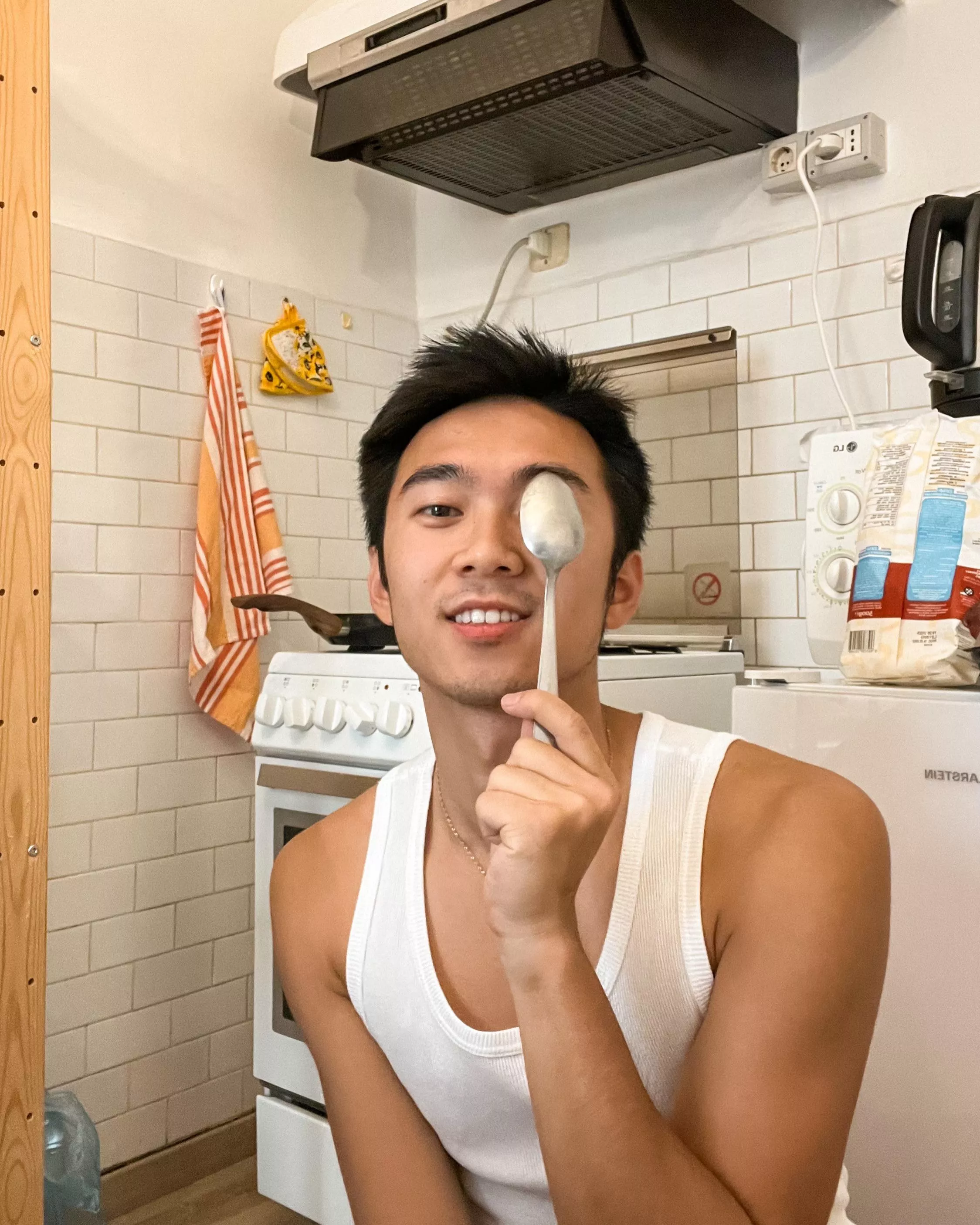 Who wants to cook with me? posted by _____kev