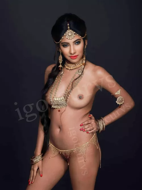 Would you sketch like Jack sketched Rose? [F] by igotcurvs