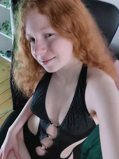 Your kitty is here again! 💙 Streaming live now! (link in the comments!) by MollyRedhead