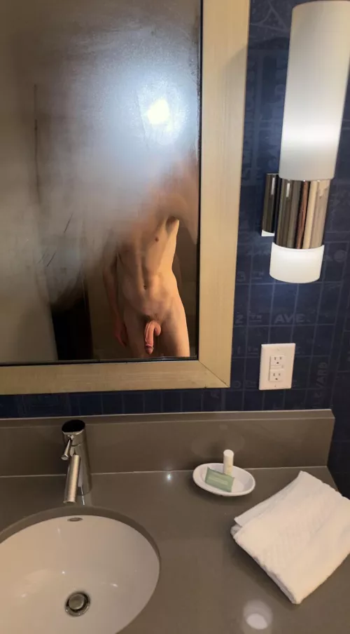 18 M fit hung straight. Must be fit. Snap: Ajndawg by Difficult-Base1982