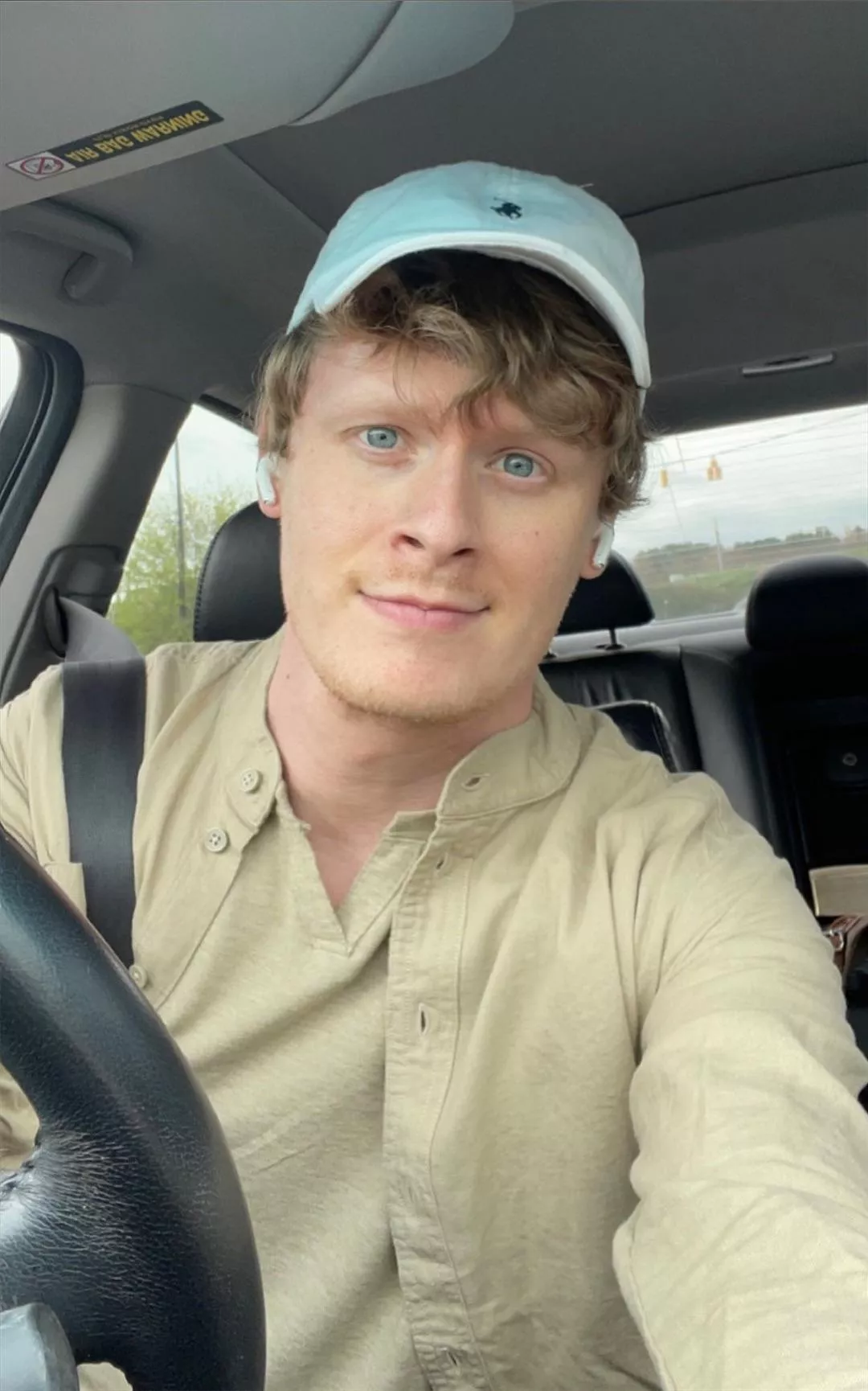 a lil unkempt but feeling good today ☀️ posted by stardew92