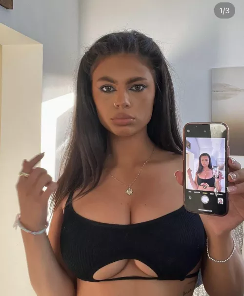 Beri has amazing tits by BeginningSecurity211