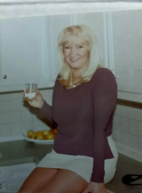 Can you resist, if not what will happen by rokliefhebber