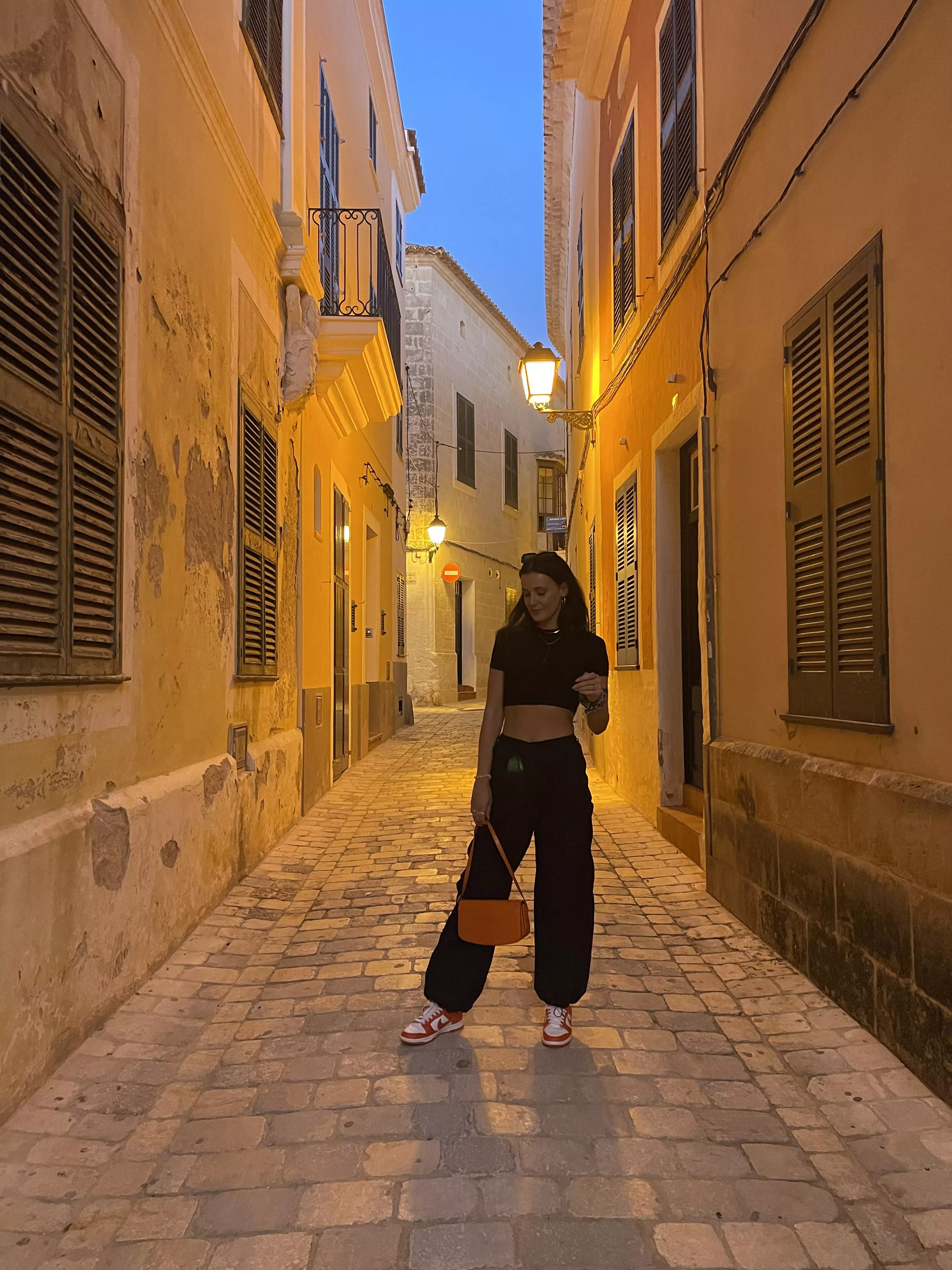 Crop is the new black 😈 posted by grace__xt