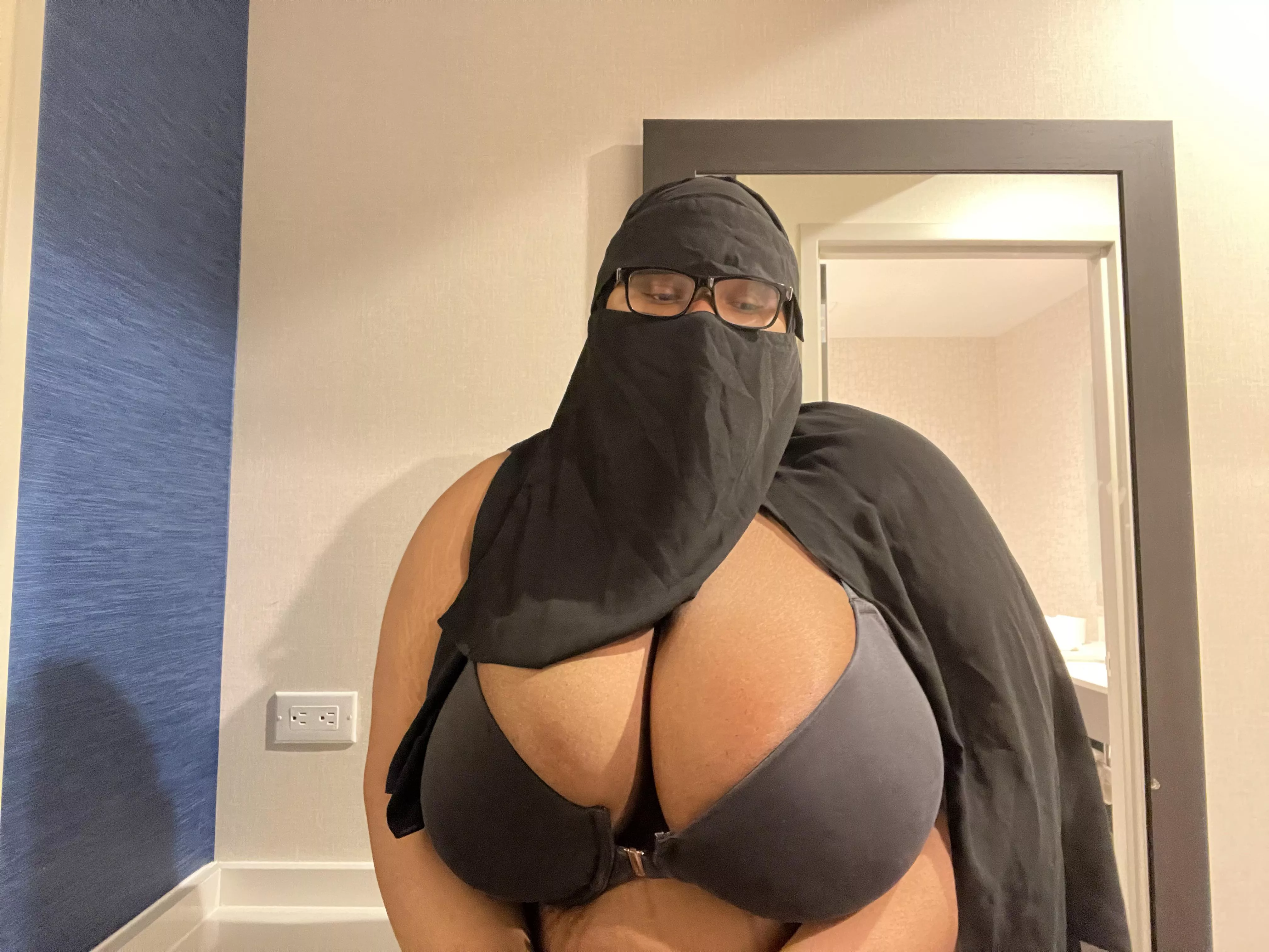 Daddy 😝 let me be a good Muslim slut for you posted by Muslim_slut2
