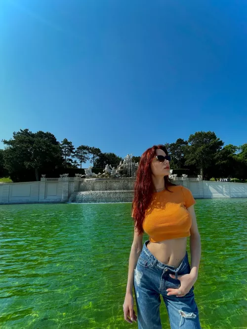 Emerald and dime by VikkiRaw