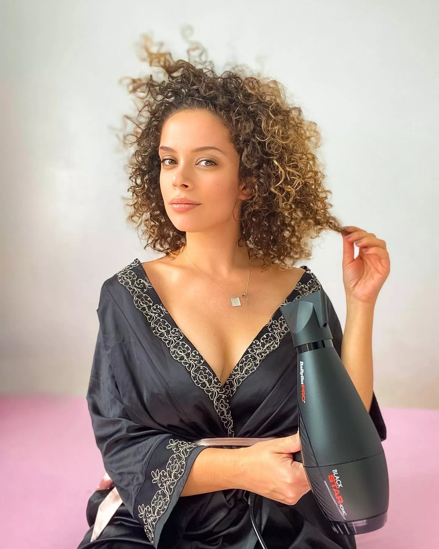 Getting ready to go out with you😏 posted by AdviceMobile7792