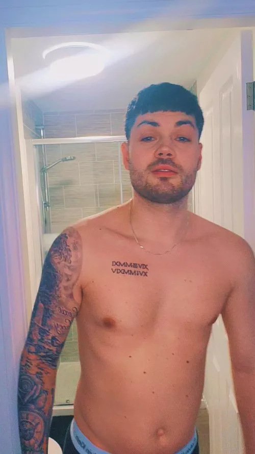 Good morning lad 👀 by Welsh_Chad