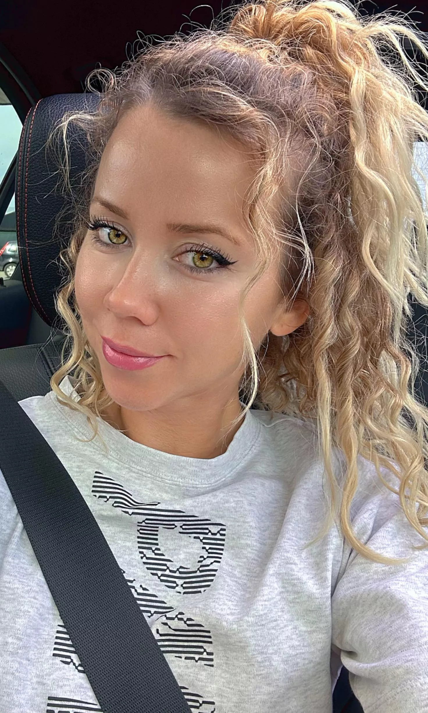 Hello x posted by annafitness01