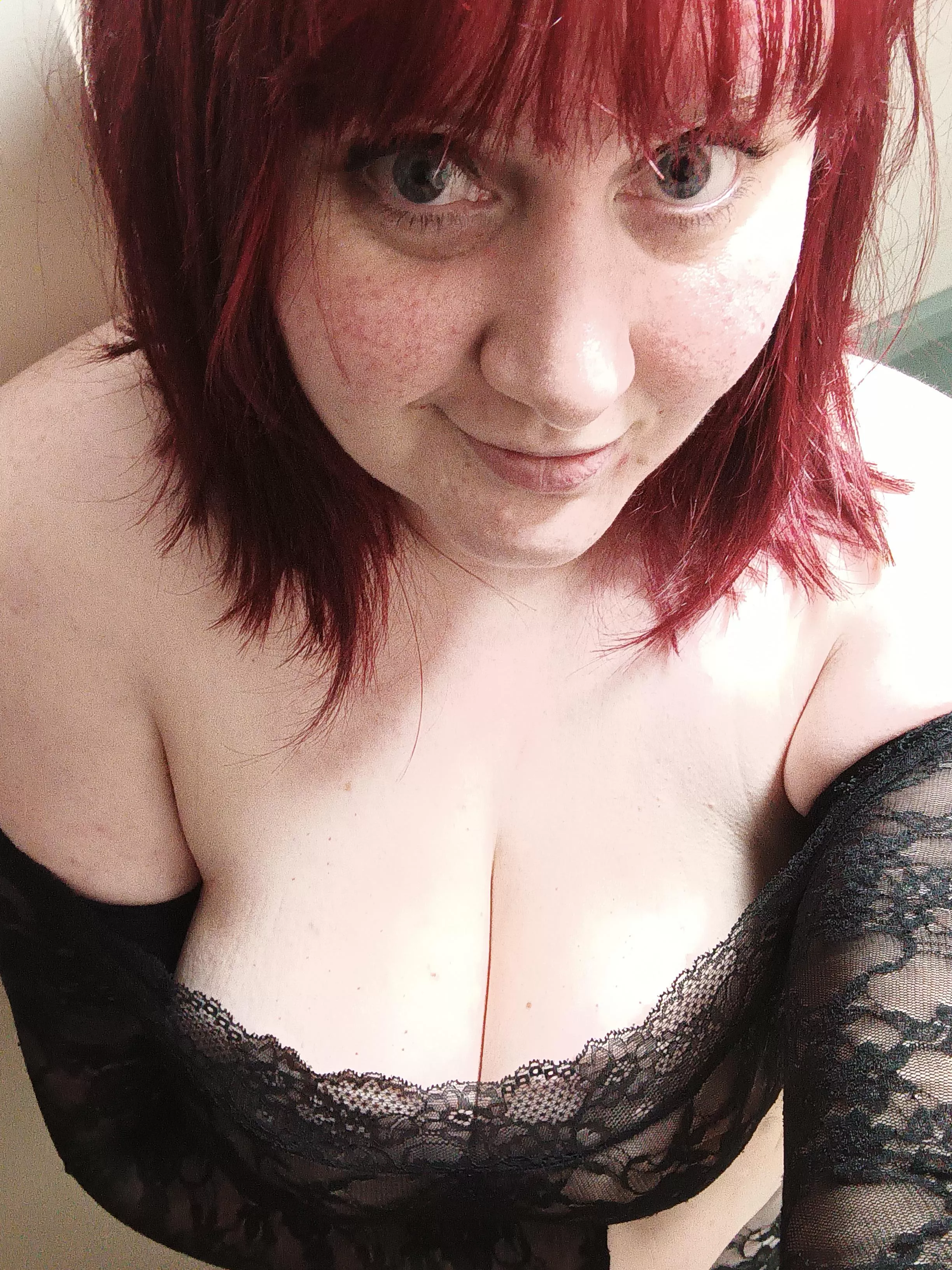 Hey there, it's been a while 😘 posted by the_giantlady