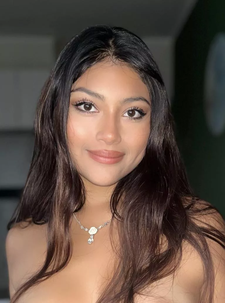 Hope my eyes brighter your day posted by SexyAlexandra_