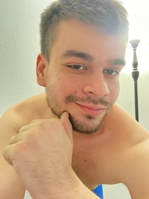 I actually feel cute at the moment 💙☺️ be happy! by somar_reeves