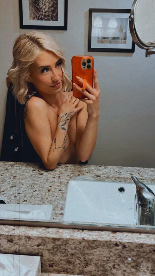 I am extra horny today! 😈 by aria_adams