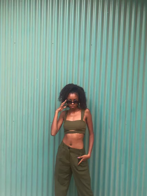 I am slim but I am hella strong. [IMG] by ishutyn