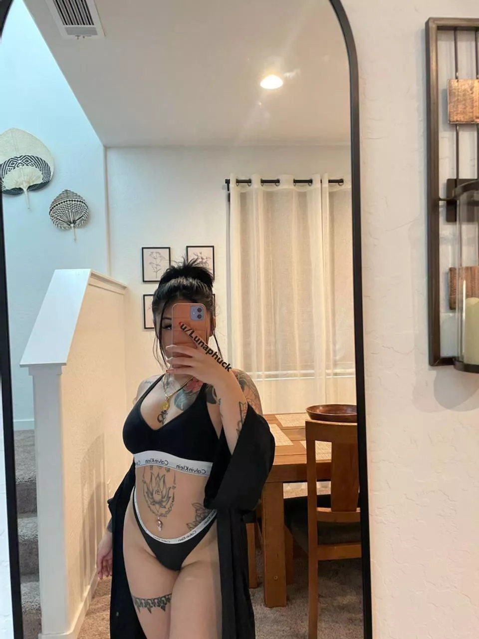 I’ll prob get ignored but, hi :) posted by Lunaphuck