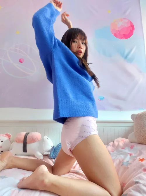It's a Full diaper Friday~ 🥰 by AsianDiaperCutie