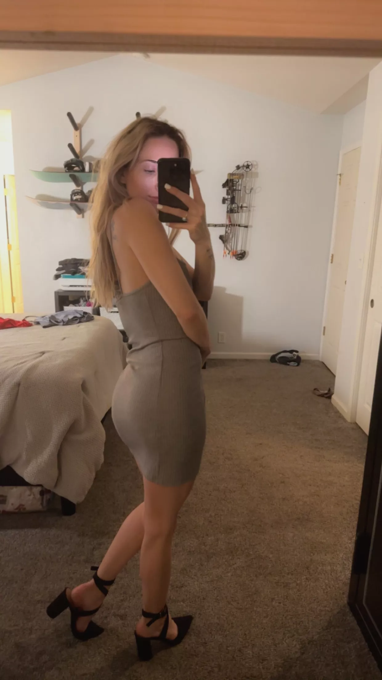 Look from last night ☺️ posted by Avesfree