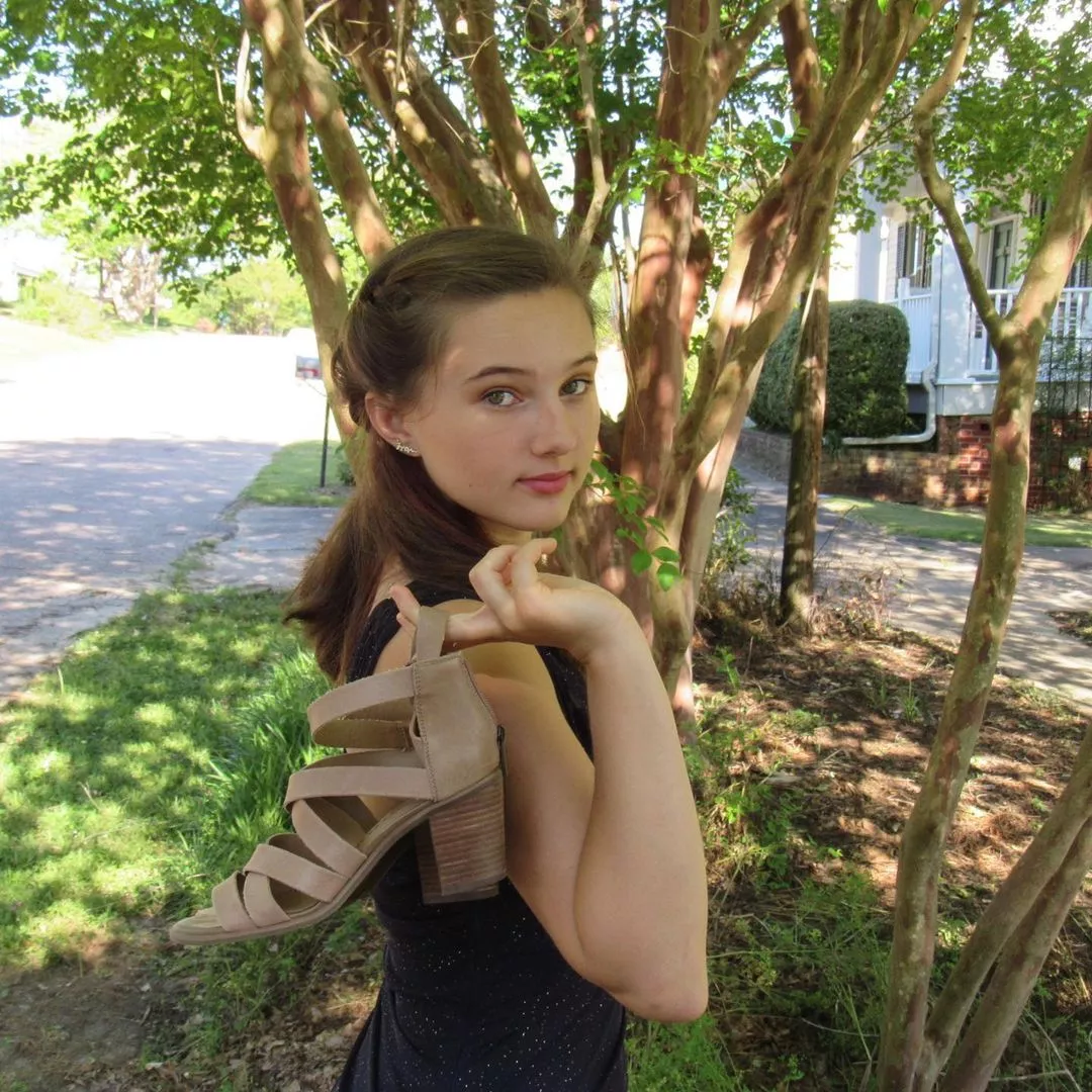 lose the shoes posted by SoulSeek