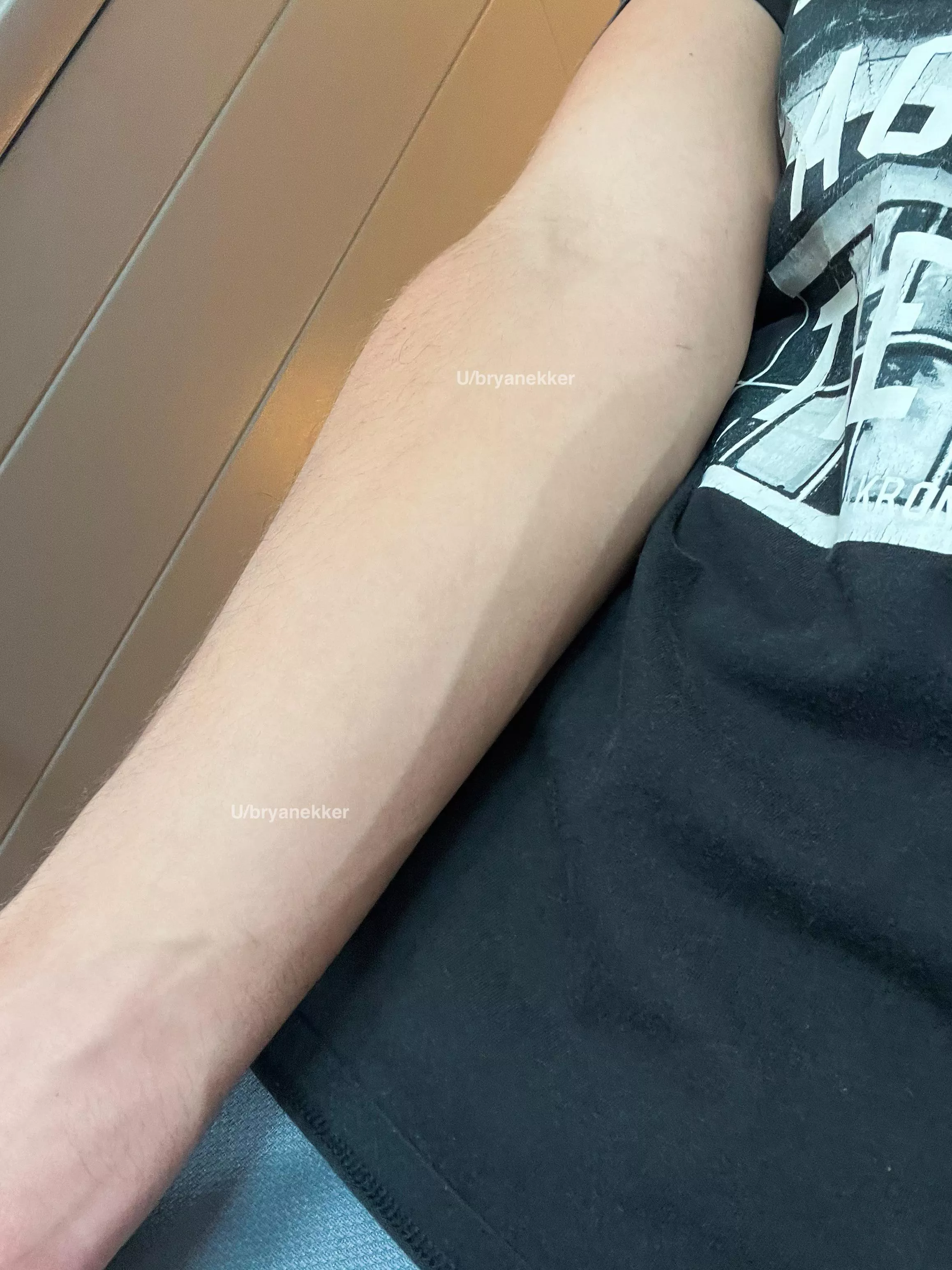 Made ya look😉 posted by bryanekker