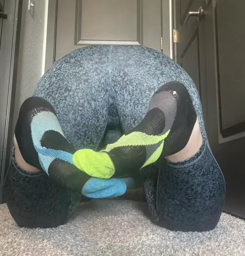 Mismatch day today!! Headed to the gym! [seller] by International-Gas117