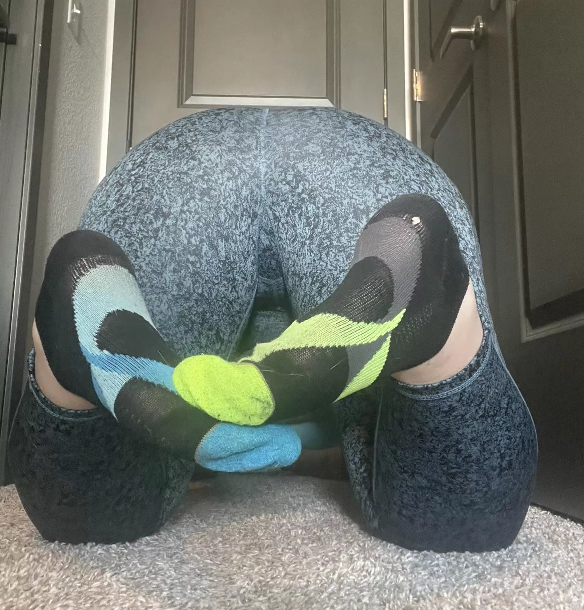 Mismatch day today!! Headed to the gym! [seller] posted by International-Gas117