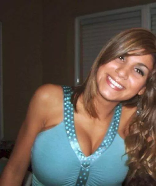 nice smile posted by e04493