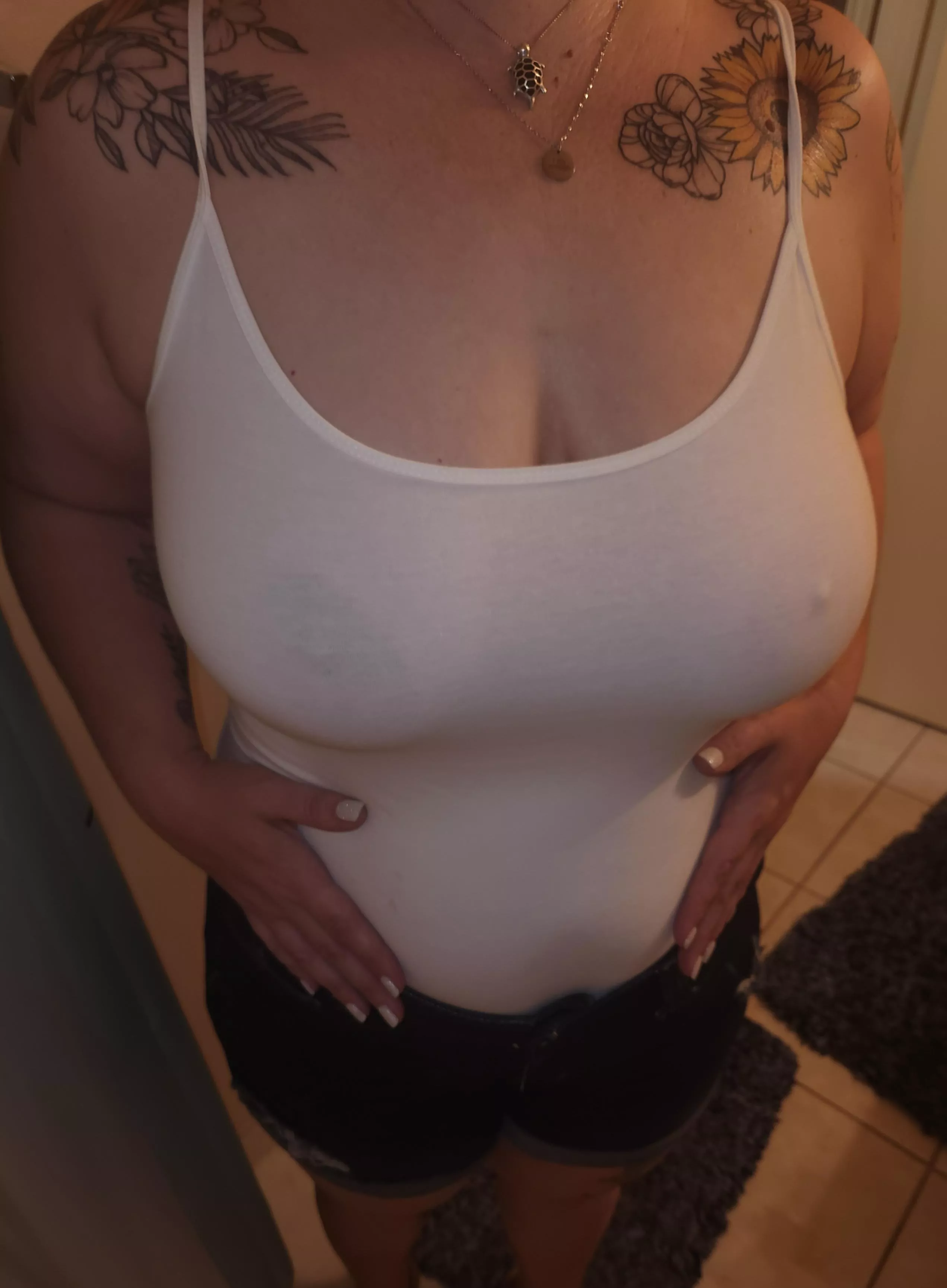 Put those soft lips on me posted by Clintosgirl