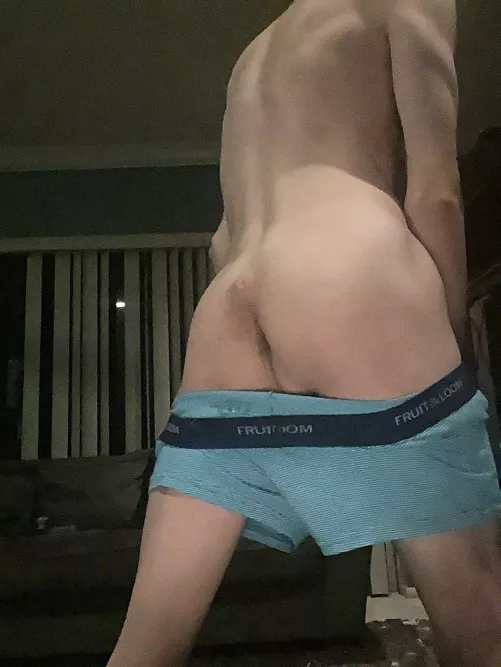 Should they be taken off? by Lanevosudo