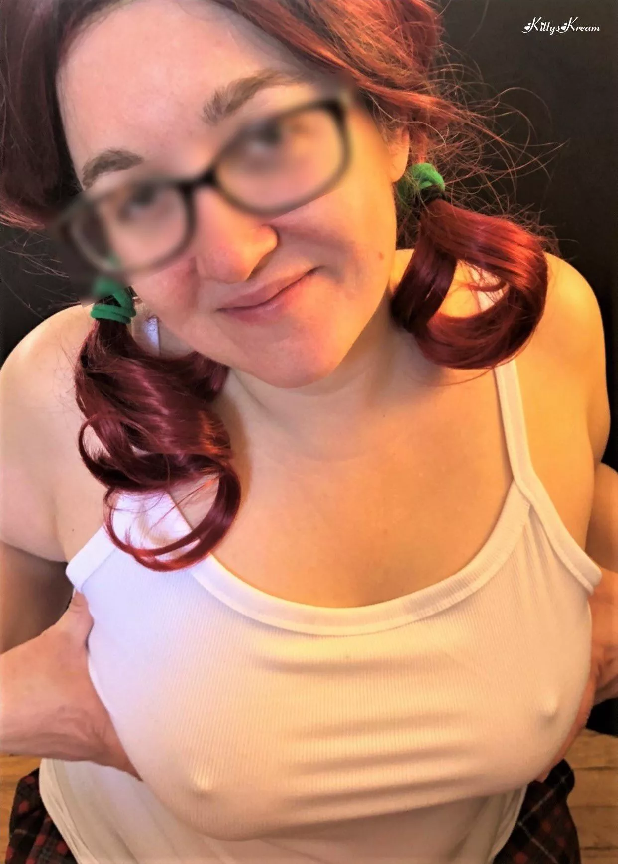 Spending a lazy day at home posted by kittyskream