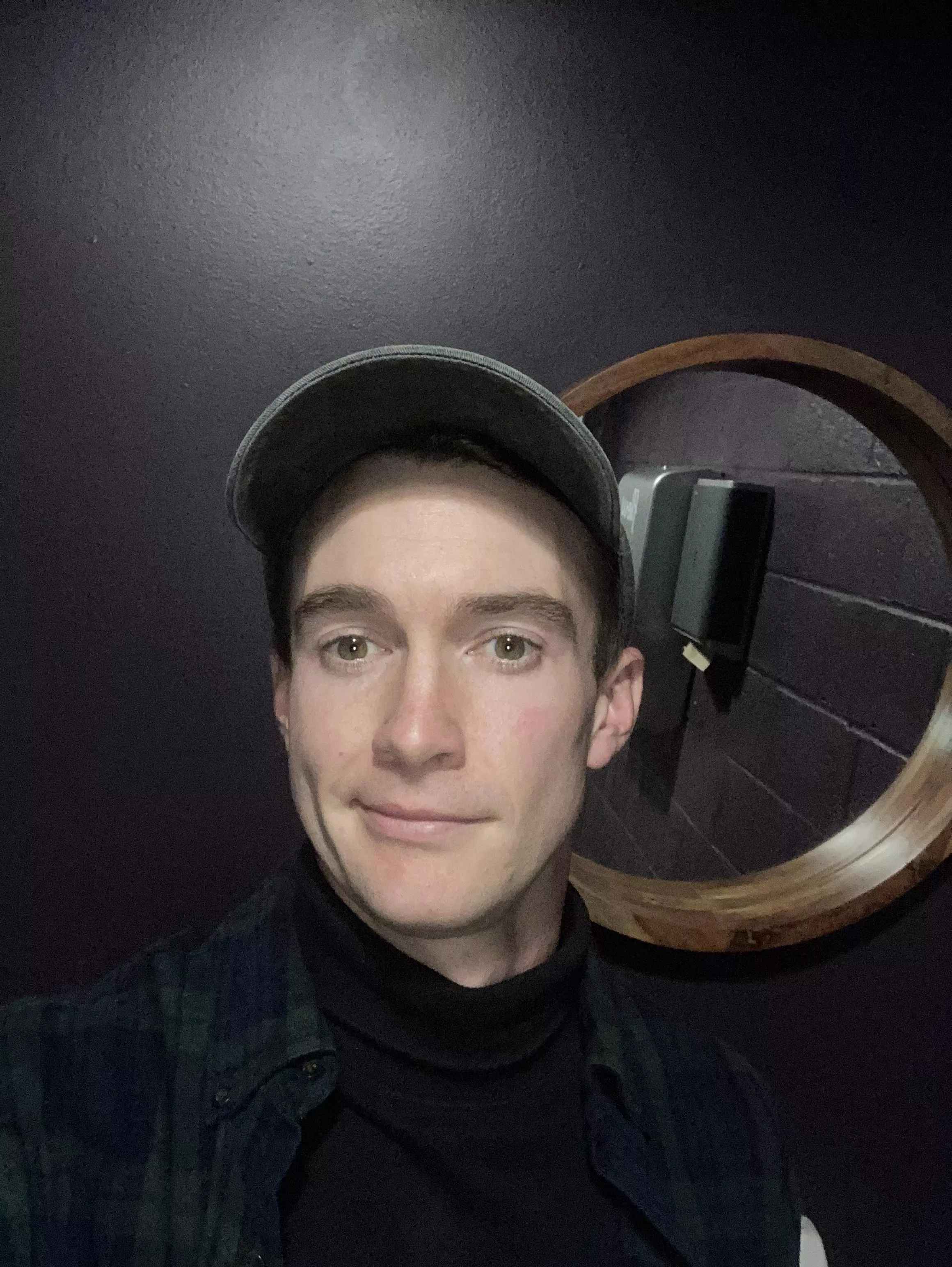 Strangely good bathroom mirror lighting posted by farmgay92