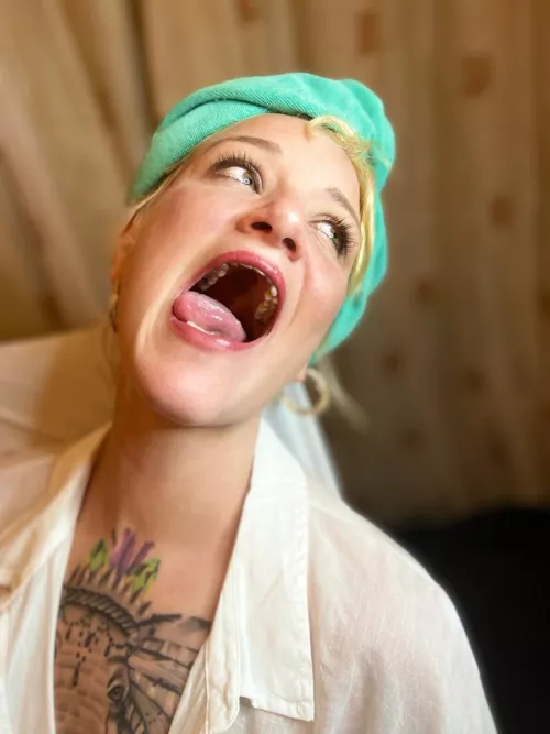 That’s how much I love a shower xx by Felgate007