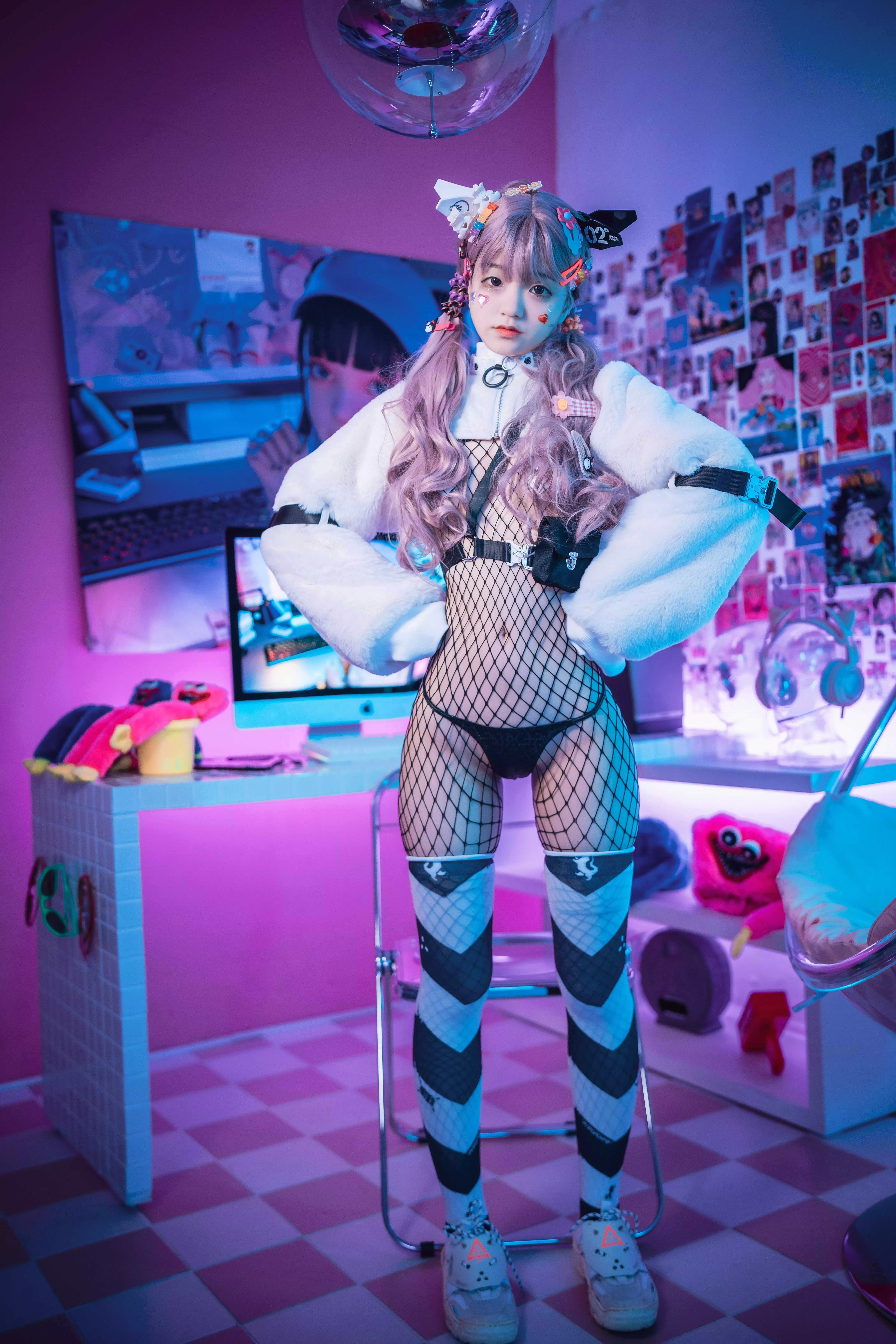 Thigh Gap posted by ScuffedA7IVphotog