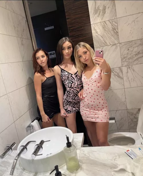 Viva la white girl by spicy_kingWest44