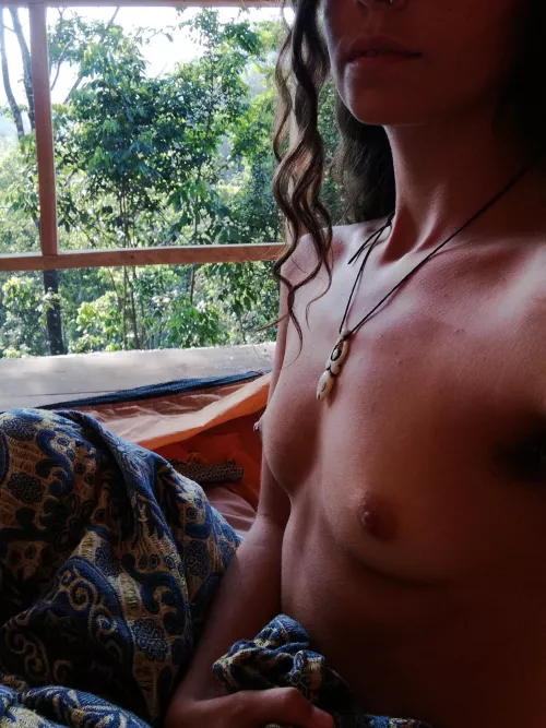 When I lived in a tent in the jungle 🌴 by lolasrosebud