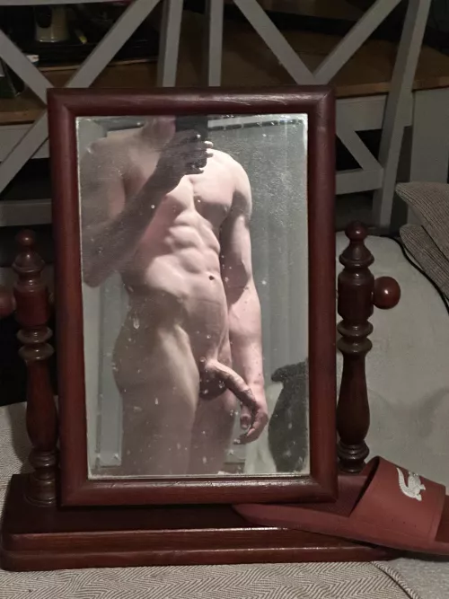 Who’s in the mirror by 499oflevi_789