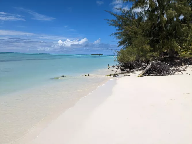 A view of Managaha, Saipan by OurSaipan