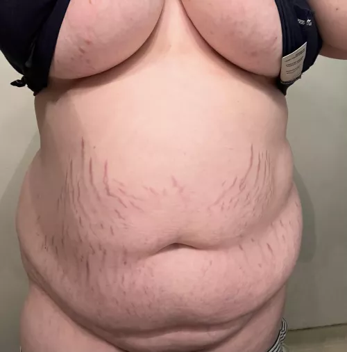 Anyone like stretch marks??? by Sirsluttywhore