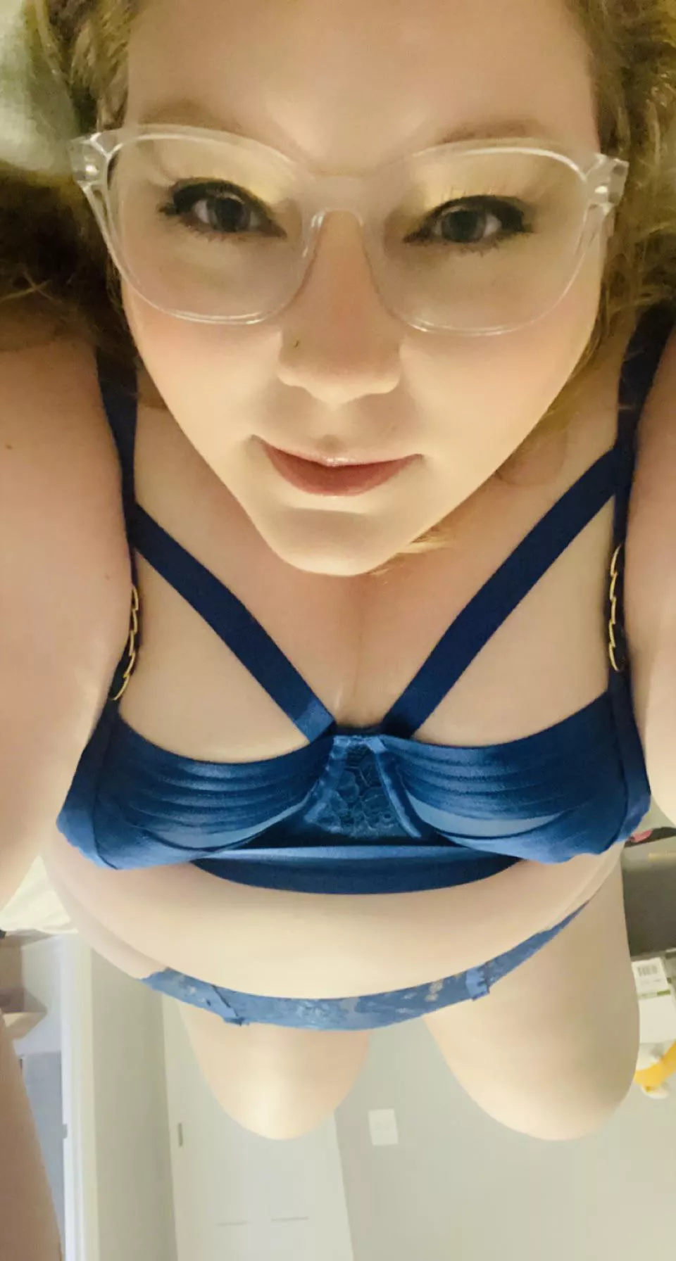 blue 💙 posted by breebbw