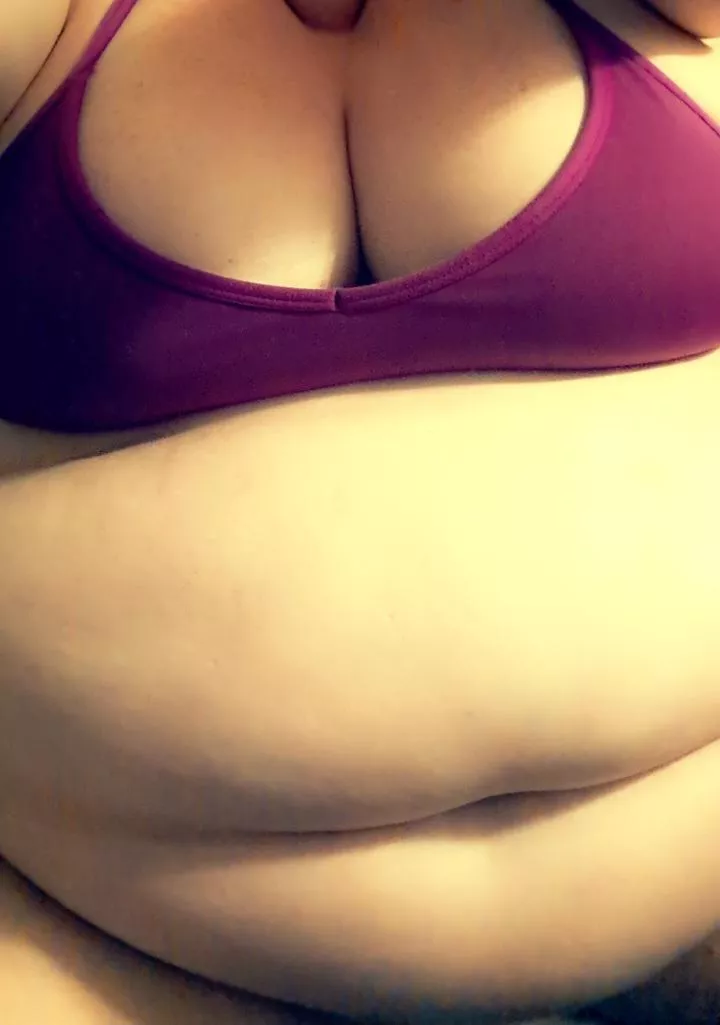 Can I sit on your face? posted by Hugeknockerslut