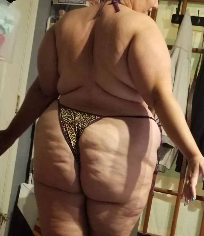 Can't believe I'm wearing a thong bikini! 🙈 posted by abigailgray256