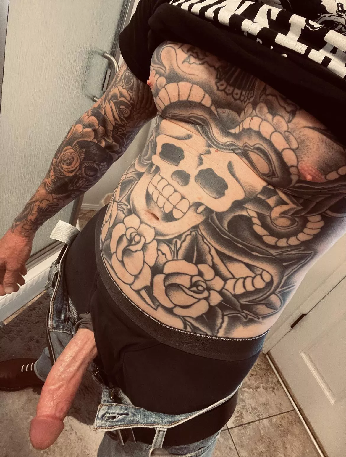 Can’t seem to contain this cock posted by HungTattooedDilf