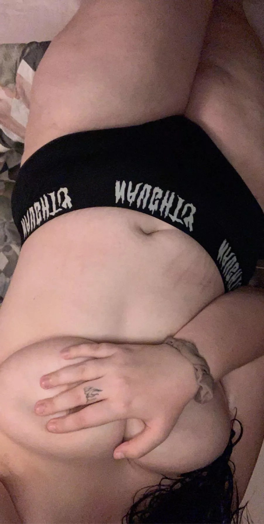 cum see for yourself 🤪 link in comments. dick rates/fetish friendly/anal play posted by kyleighalloverrr