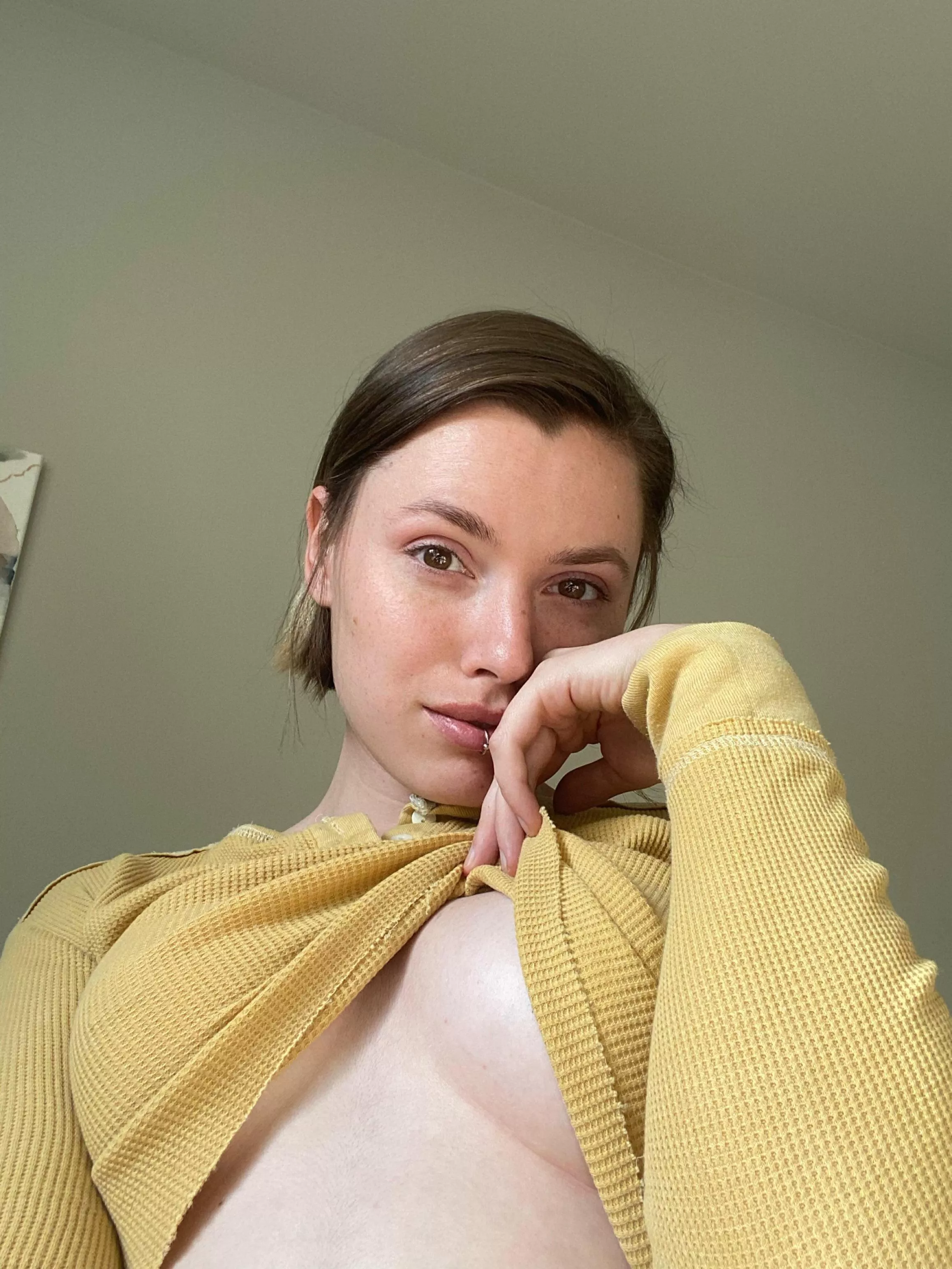 [F] Happy Sunday! posted by CuriousCatieCat